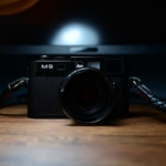 Leica M9の赤バッジを黒バッジに変えてみた