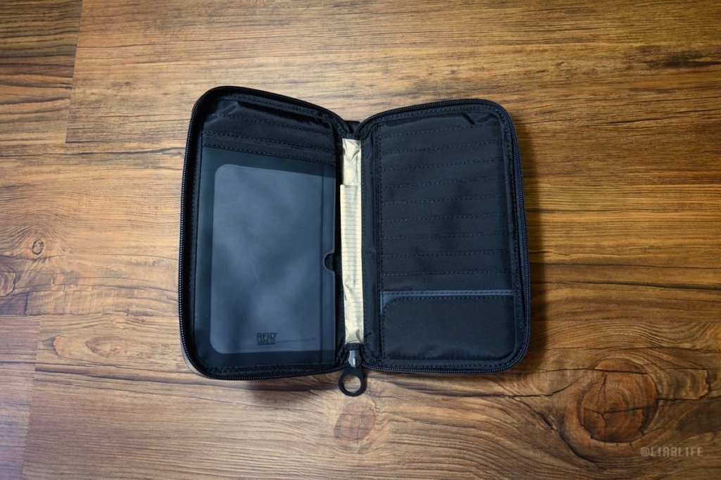 【レビュー】INCASEのパスポートケース「Passport Wallet」スキミング盗難防止機能搭載で容量も必要十分！ LIABLIFE